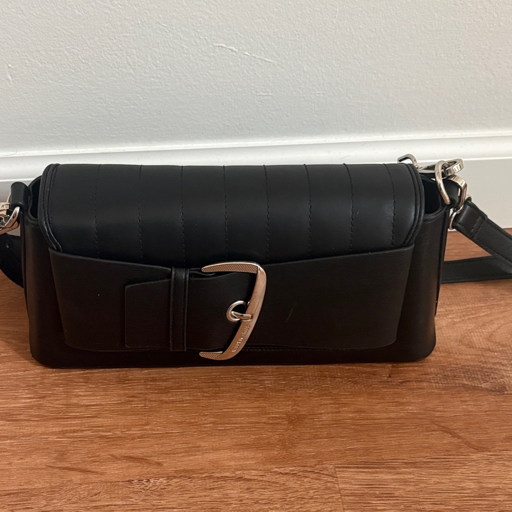 Steve Madden Black Quilted Shoulder Bag